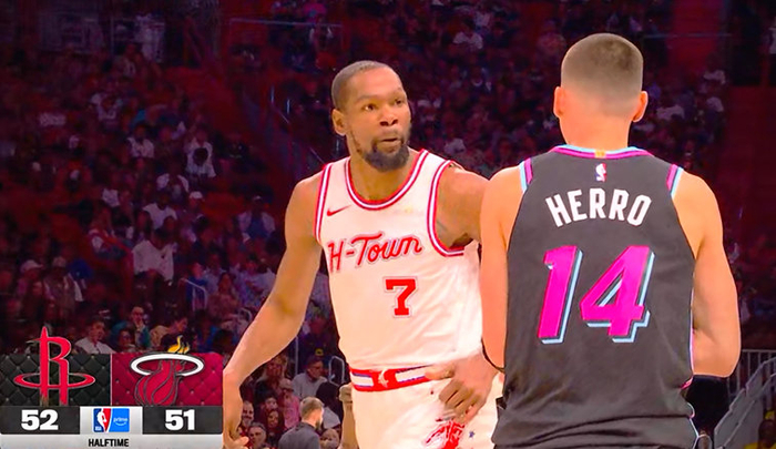 九游-NBA总决赛冲刺阶段再迎强敌；休斯敦火箭强势反弹；主帅态度——信心回归；身体对抗强度拉满的简单介绍